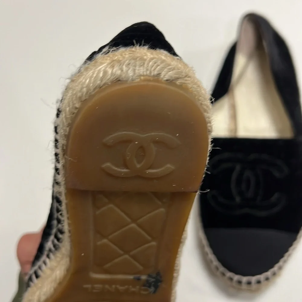 Chanel Interlocking CC Logo Velvet Espadrilles Black